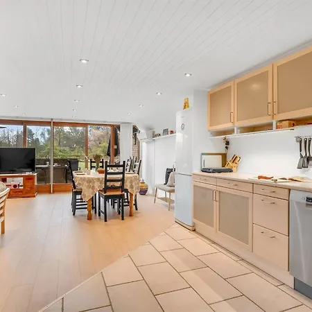 Fredger - 450m From The Sea By Interhome Feriehus *