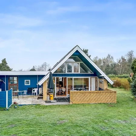 Feriehus Fredger - 450m From The Sea By Interhome Bøtø By